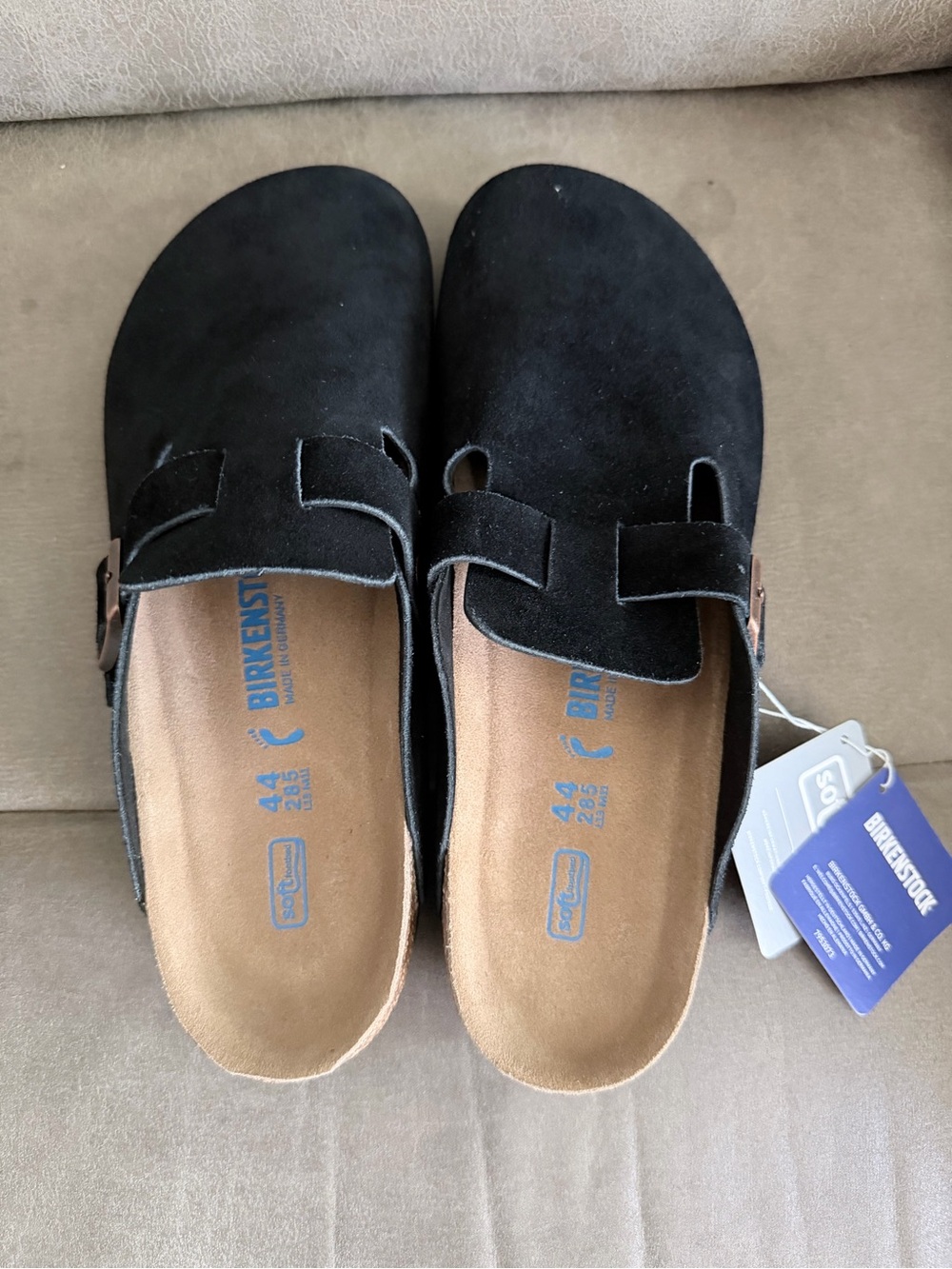 Birkenstock Boston Clog - Black Suede Upper